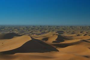 Day 2 : Agdz - Zagora - Mhamid - Chgaga dunes (Berber tents)